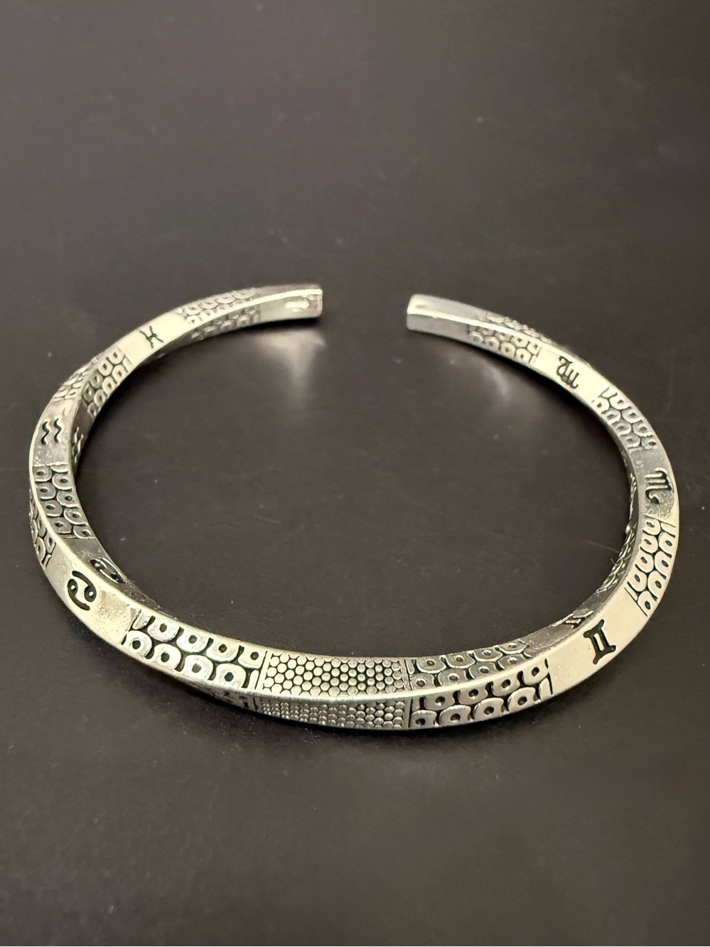 Signed 999 Silver Astrological Zodiac Sign Twisted Cuff Open Bangle Bracelet